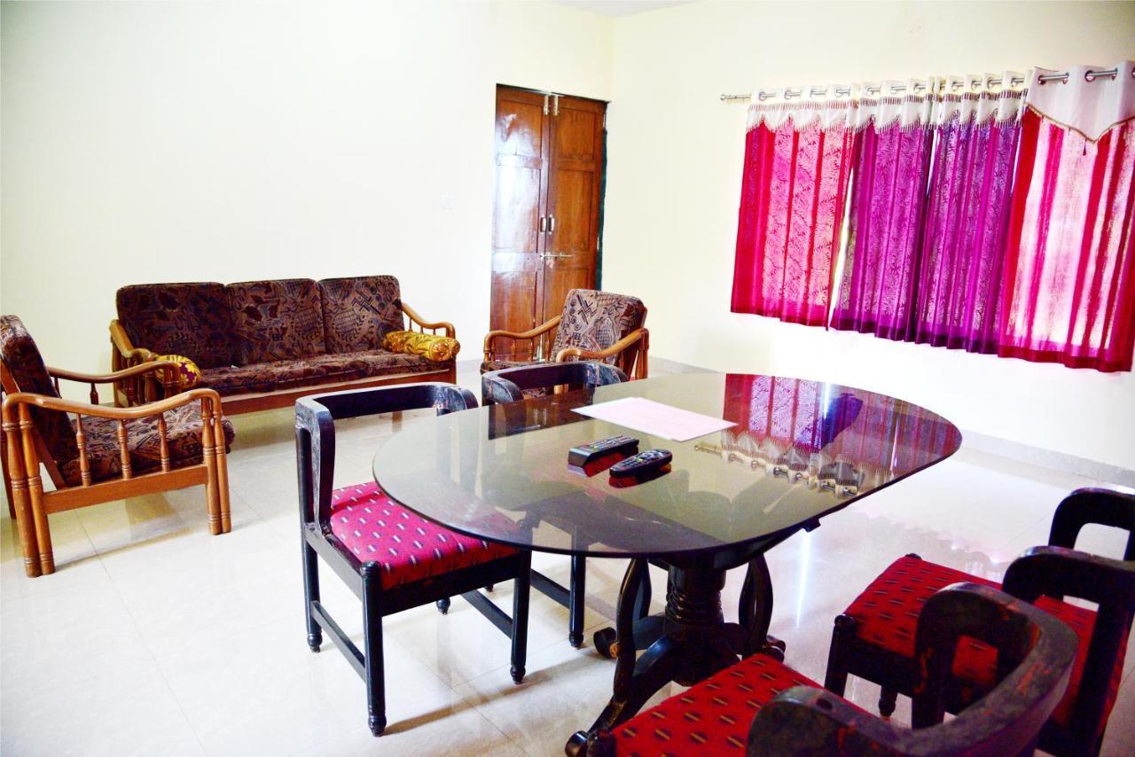 Hrishikesh Villa, Besides Valley Mahābaleshwar Extérieur photo