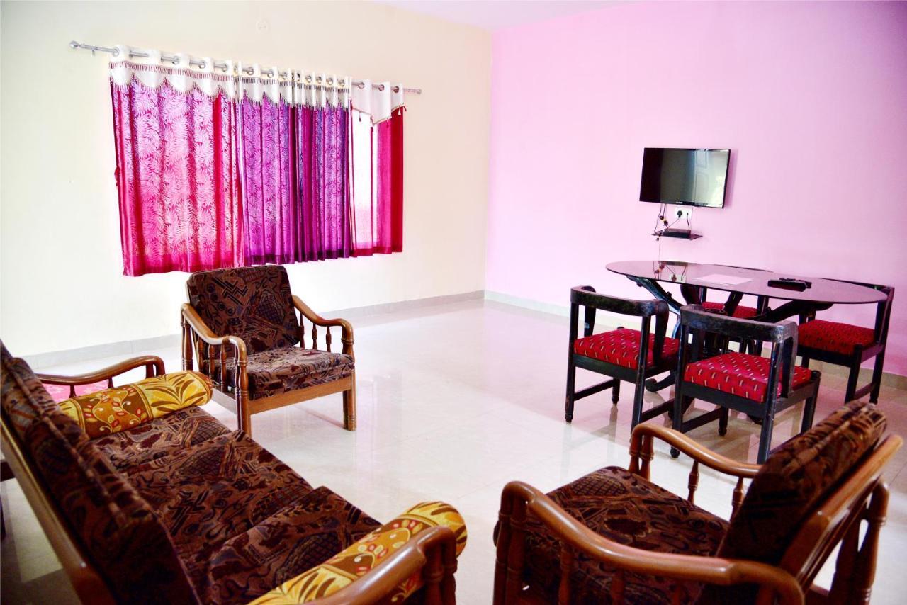 Hrishikesh Villa, Besides Valley Mahābaleshwar Extérieur photo