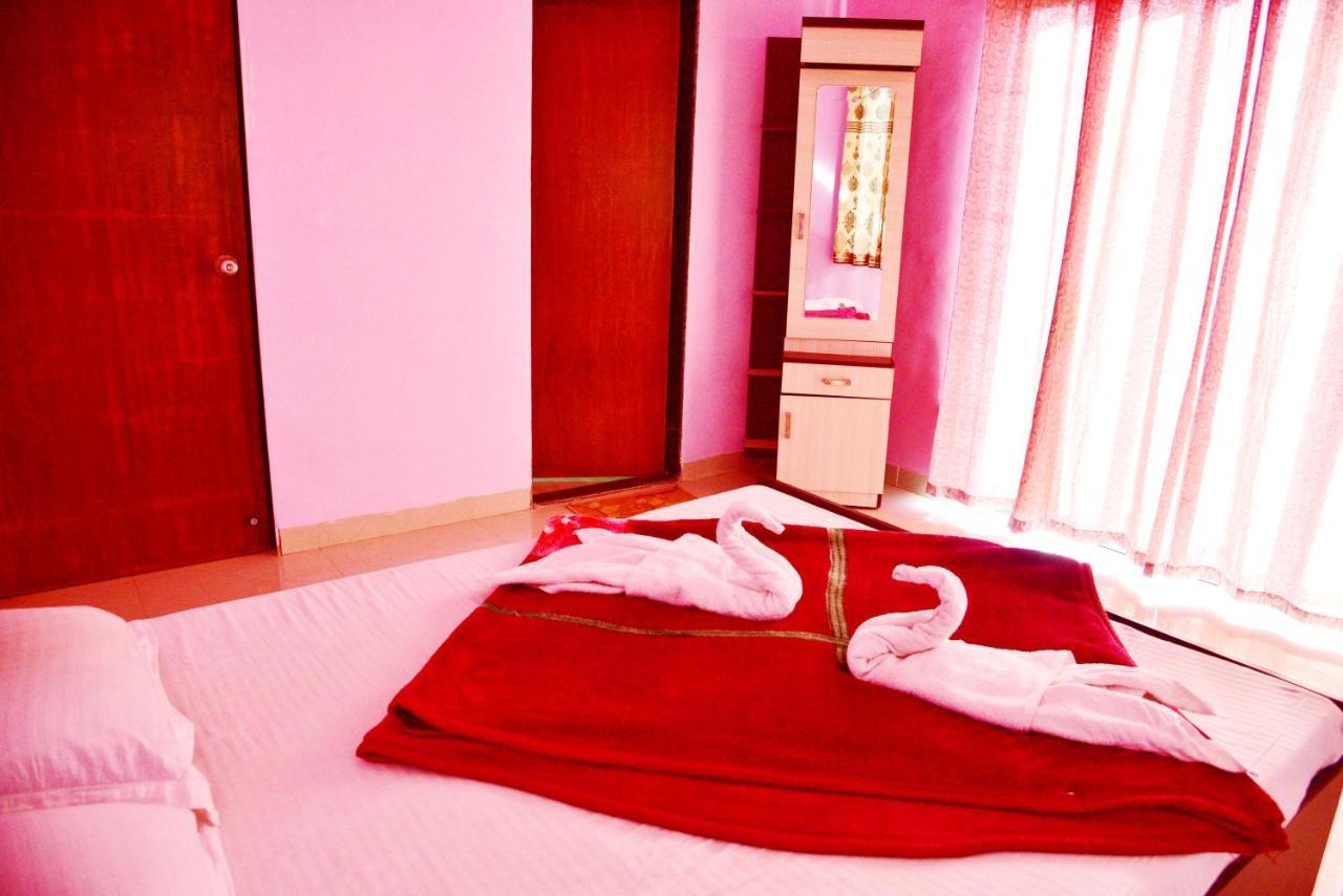 Hrishikesh Villa, Besides Valley Mahābaleshwar Extérieur photo